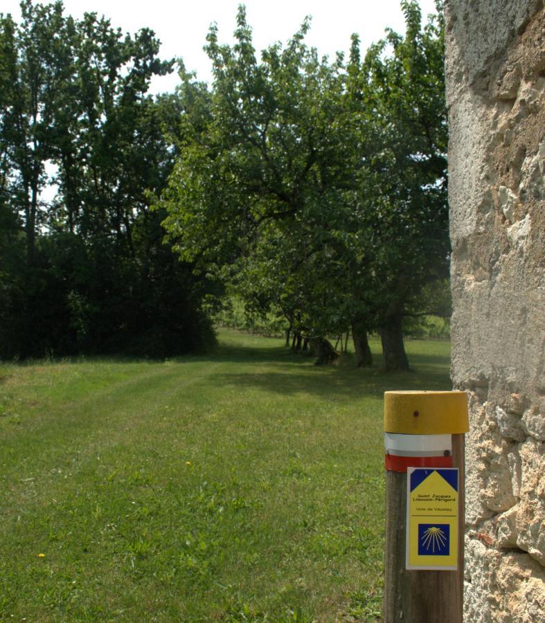 Perigourdine Avec Spa Et Vue Pomport Exterior foto