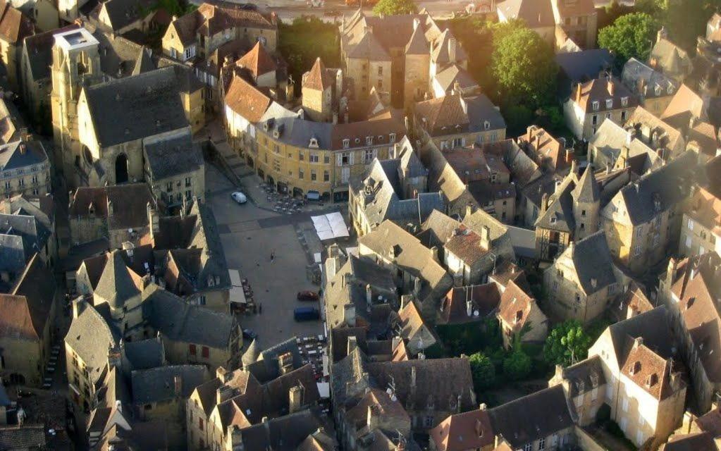 Perigourdine Avec Spa Et Vue Pomport Exterior foto