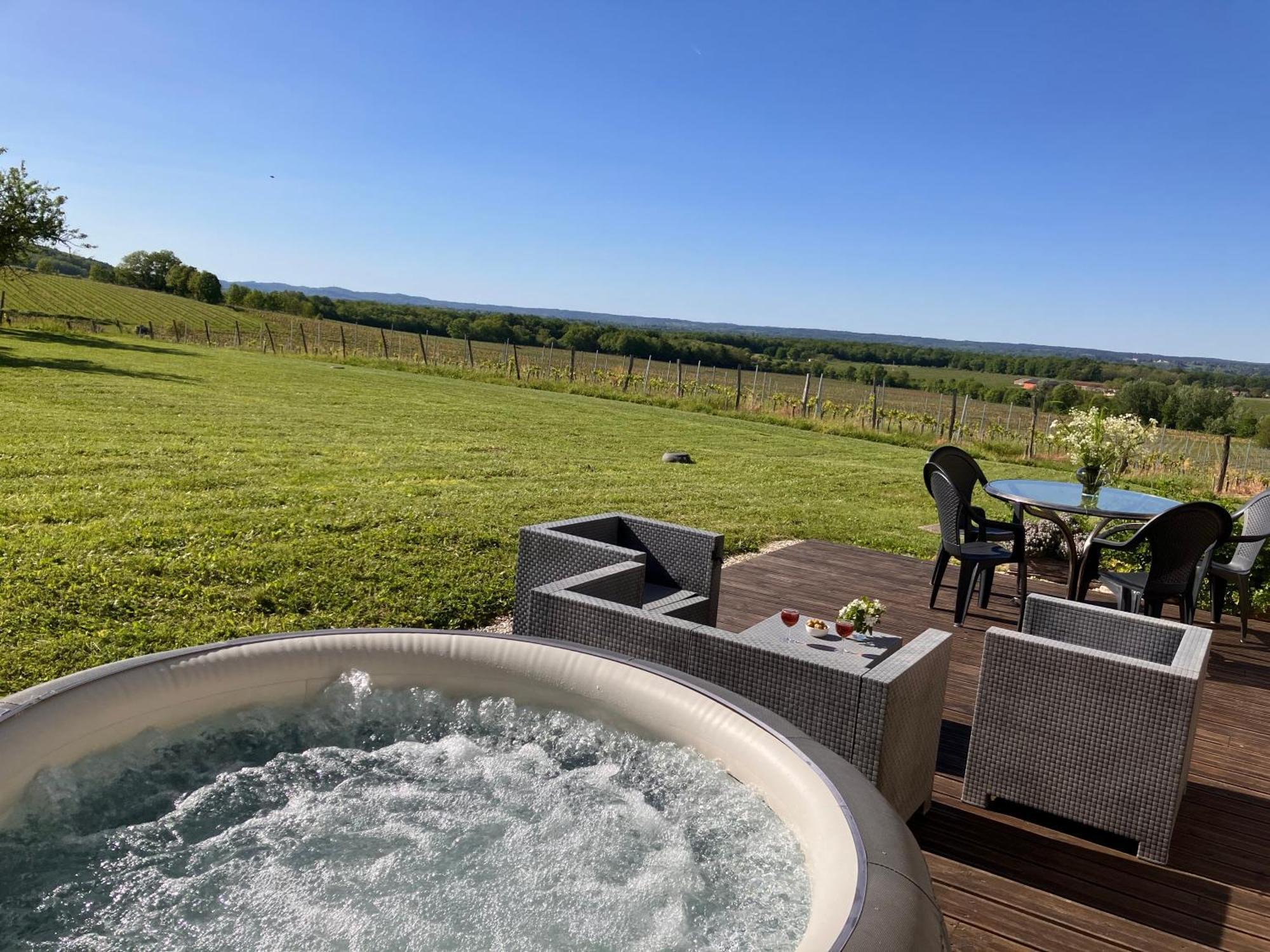 Perigourdine Avec Spa Et Vue Pomport Exterior foto