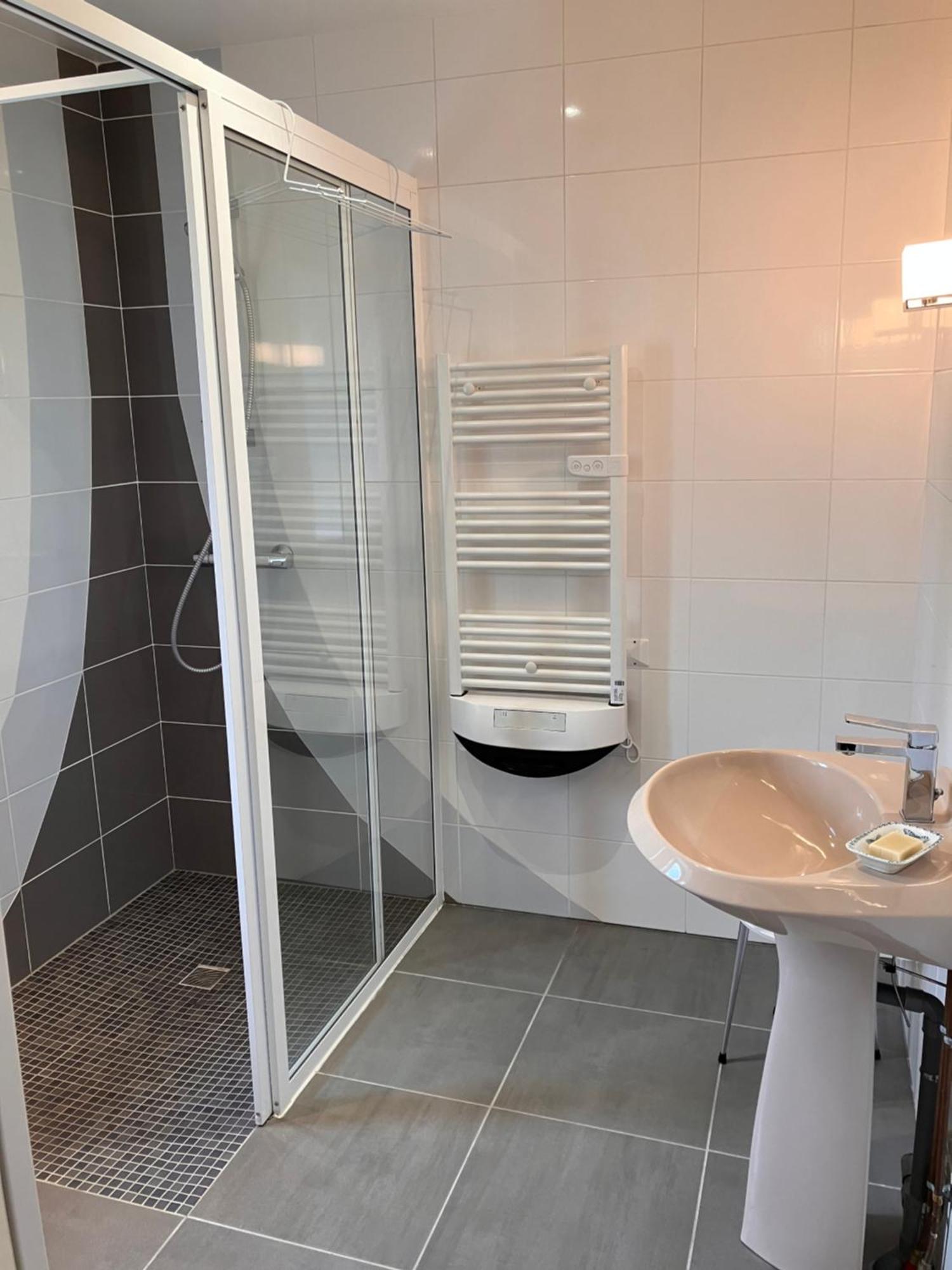 Perigourdine Avec Spa Et Vue Pomport Exterior foto