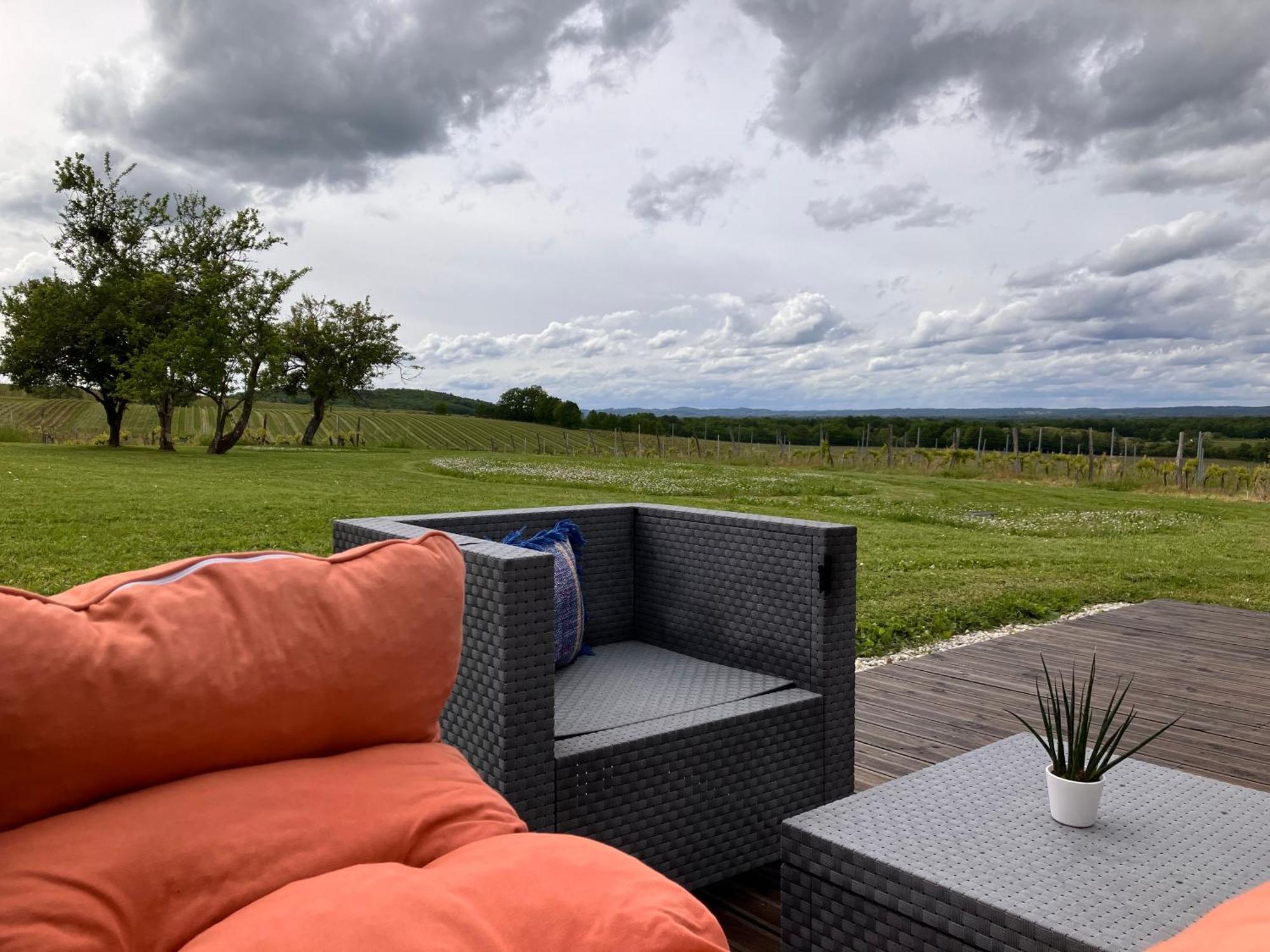 Perigourdine Avec Spa Et Vue Pomport Exterior foto